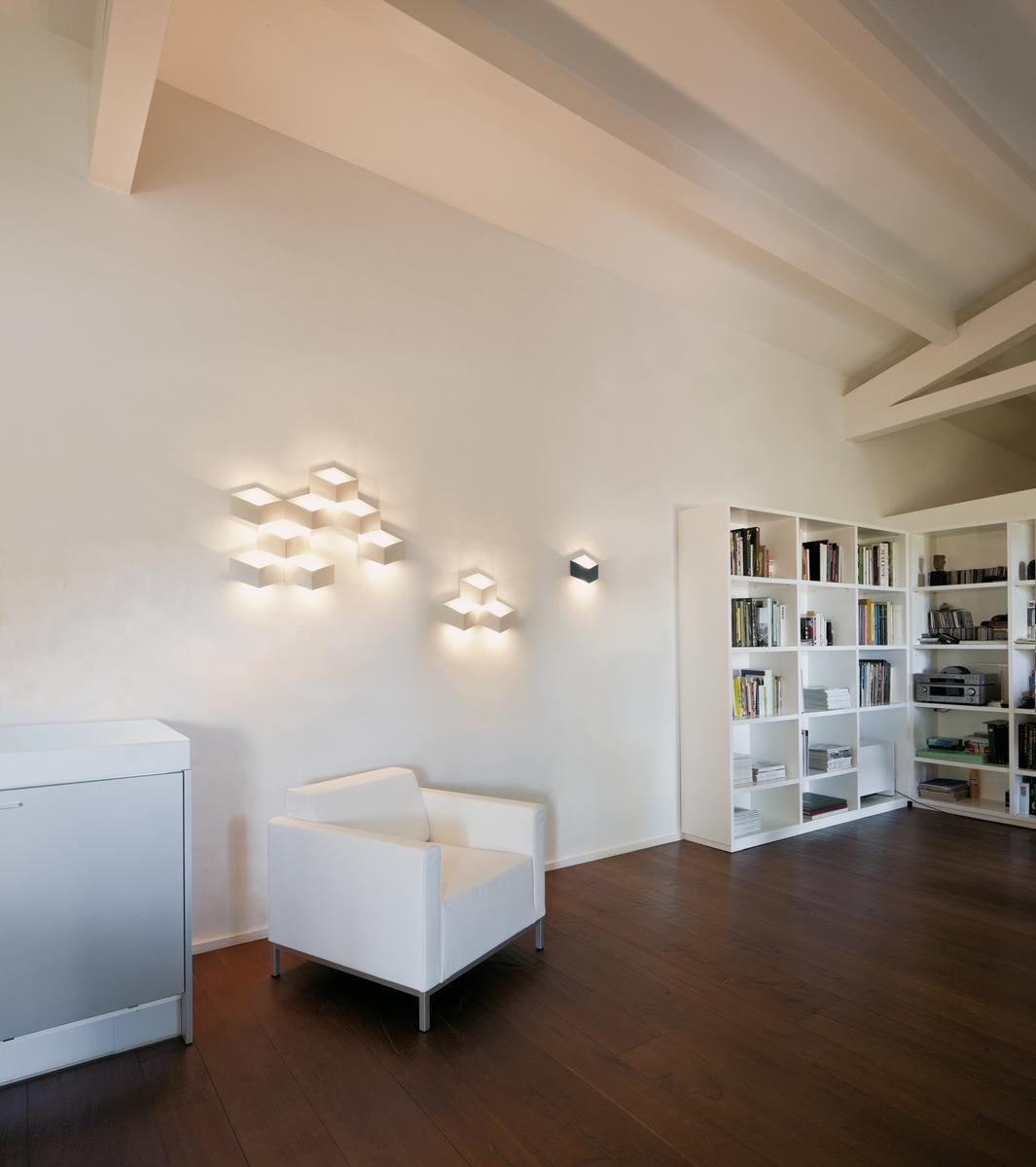 LED aluminium wall light | Fold Surface by Vibia