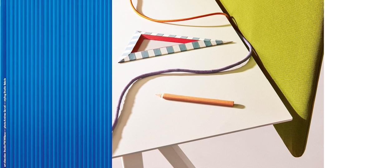 Height-adjustable steel and wood office desk with sound absorbing screens | Arki-table Adj Desk by Pedrali