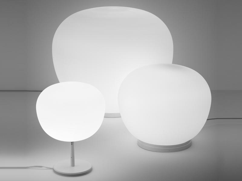 Glass table lamp | Lumi Mochi by Fabbian