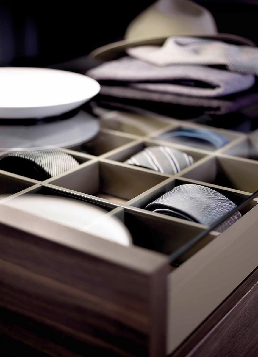 Wooden chest of drawers | Isola by Olivieri