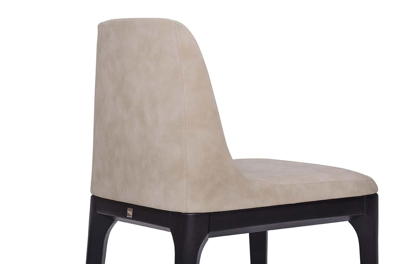 Upholstered leather chair | Gilda by Tonin Casa