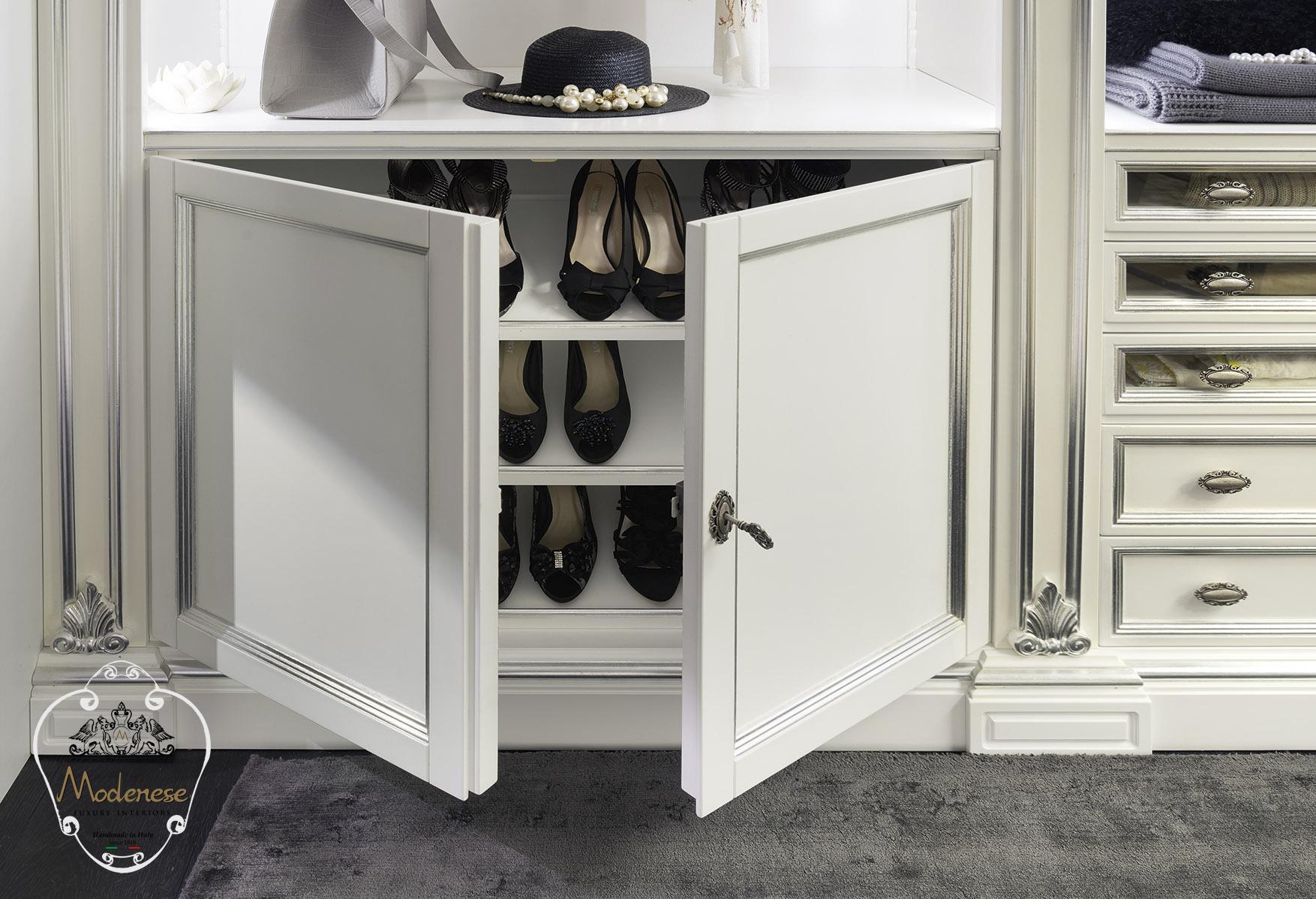 Wooden walk-in wardrobe | 14908 by Modenese Gastone