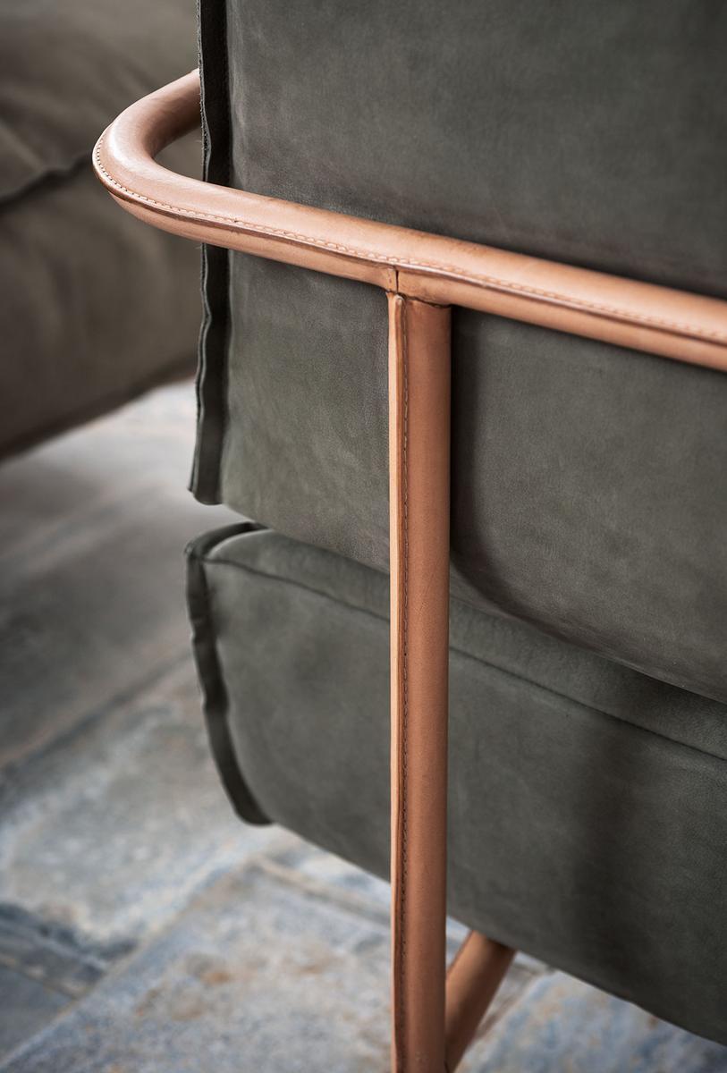 Leather armchair with armrests | Bruxelles by Baxter