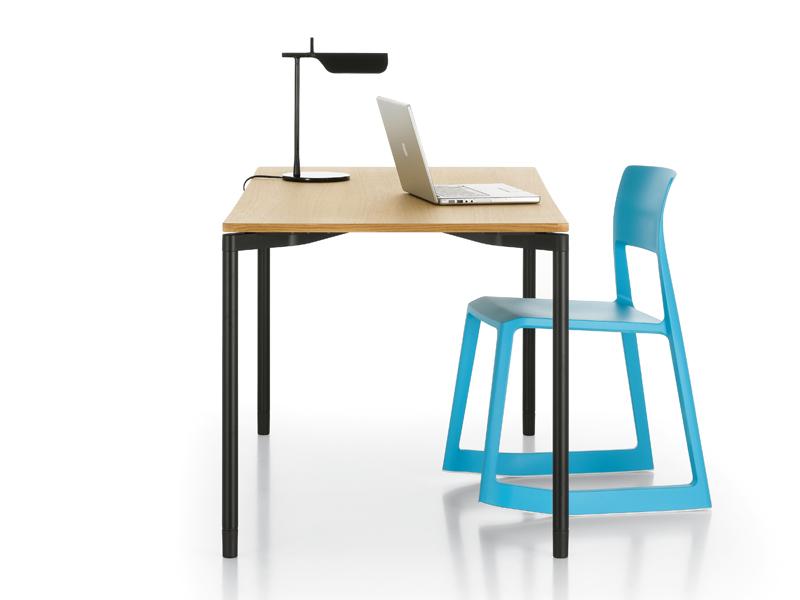 Rectangular wood veneer writing desk | Map by Vitra