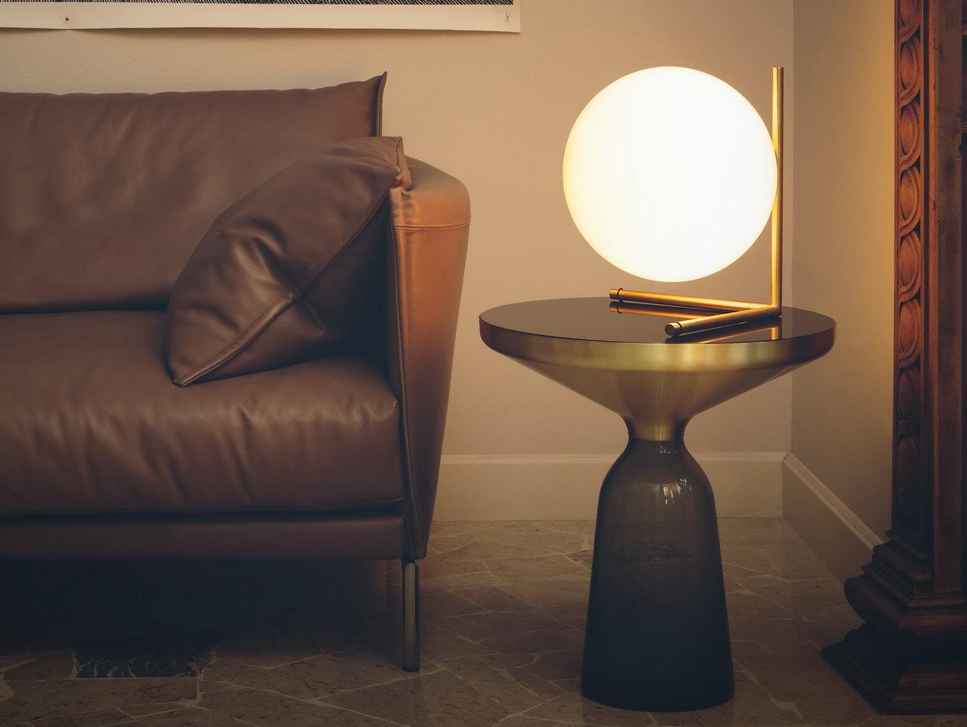 Opal glass table lamp with dimmer | Ic Lights T2 by Flos