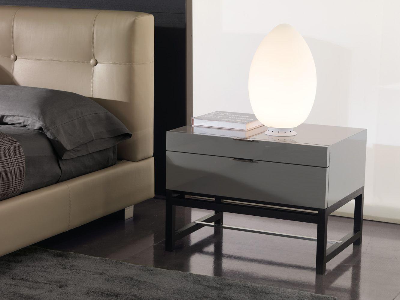 Bedside table | Harvey by Minotti