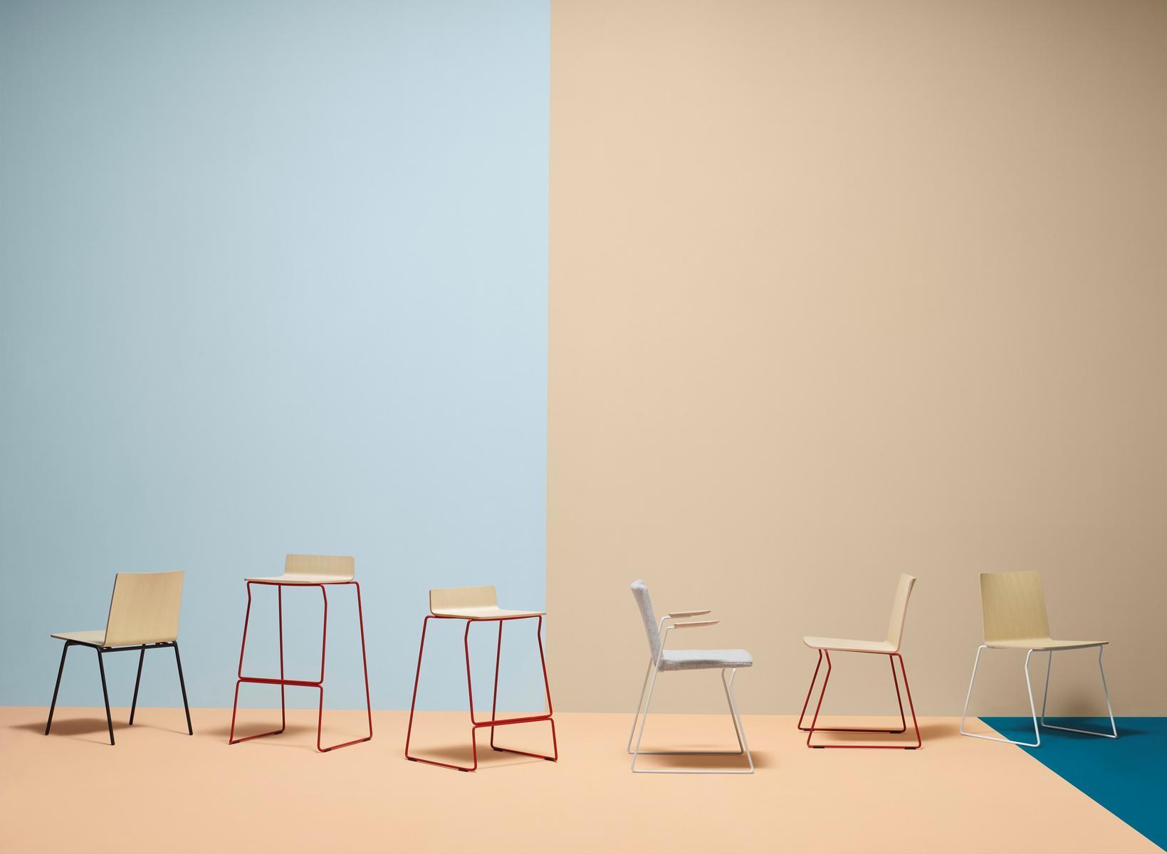 Sled base barstool with footrest | Osaka Metal 5717 by Pedrali