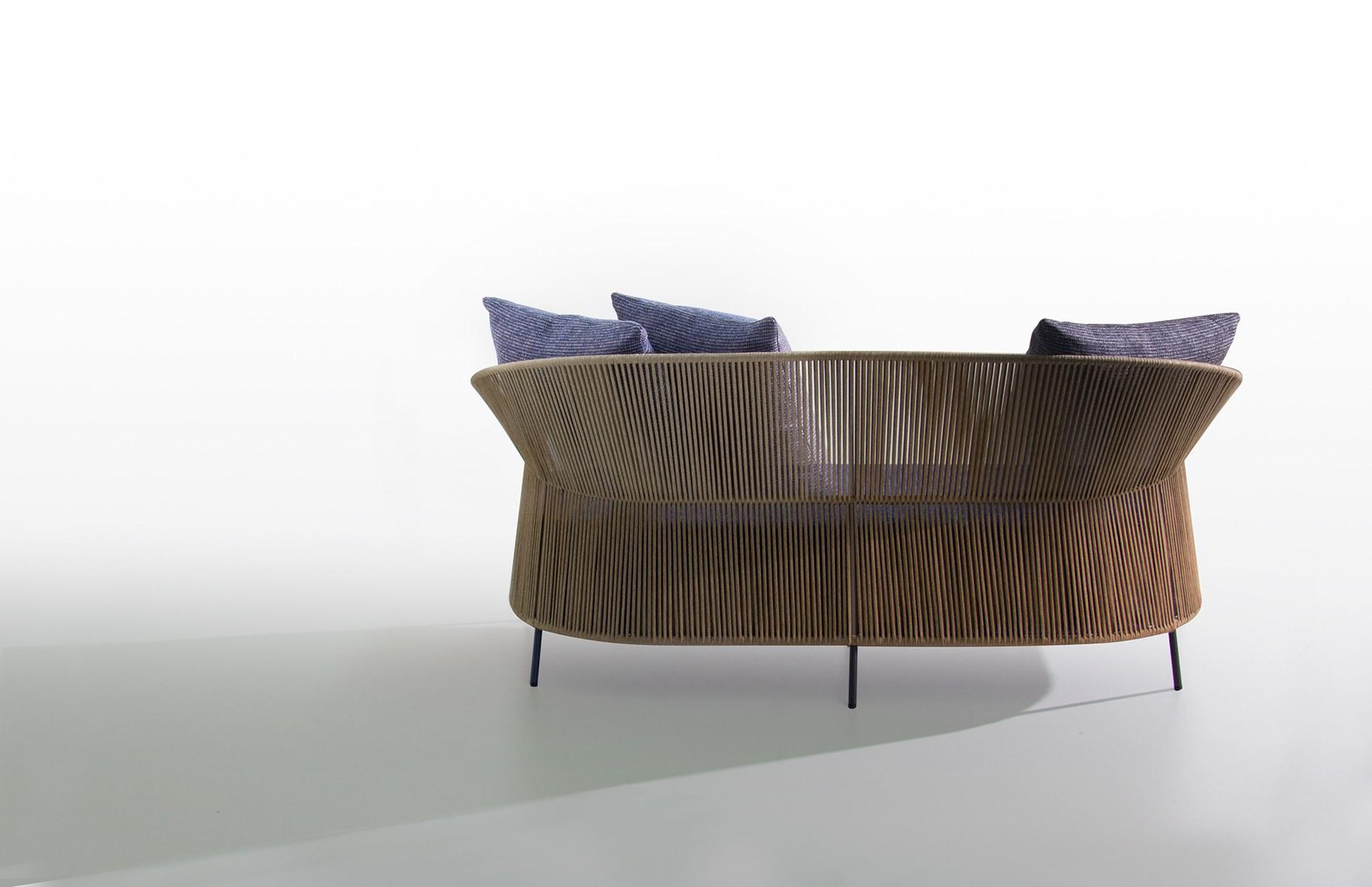 Rope garden sofa | Ola by Potocco