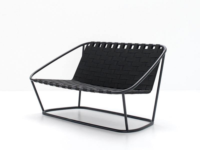 Steel and elastic strapes garden bench | Small Sofa by Arflex