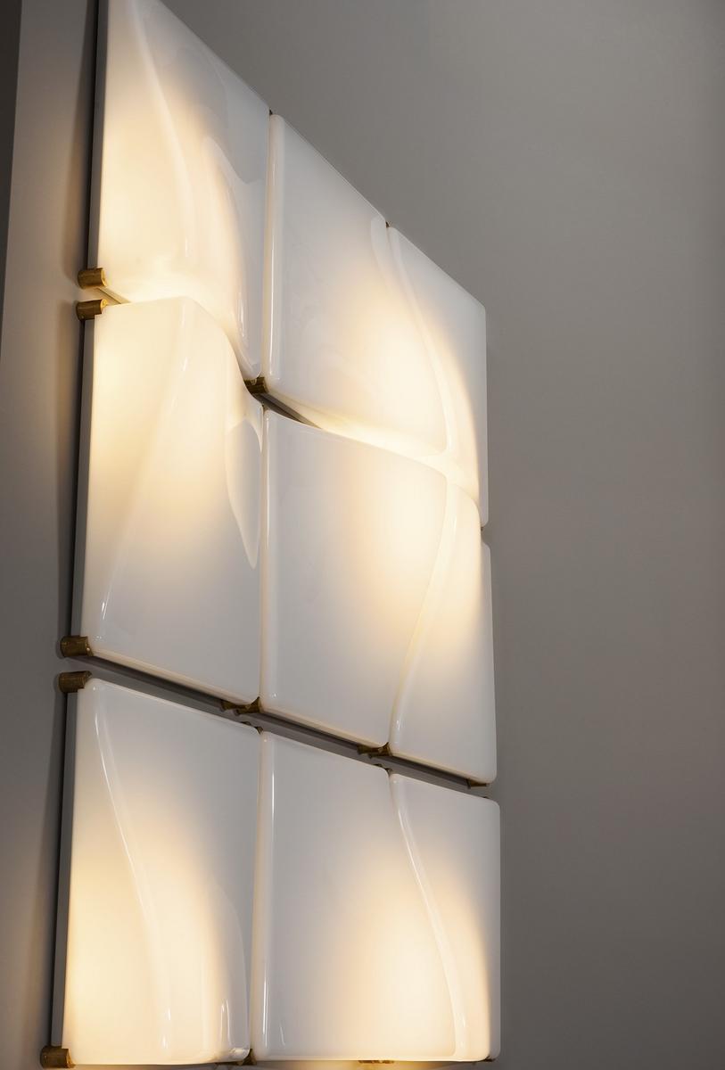 LED methacrylate wall lamp |  by Baxter