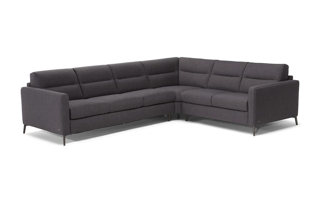 Sectional leather sofa | Fascino by Natuzzi Editions