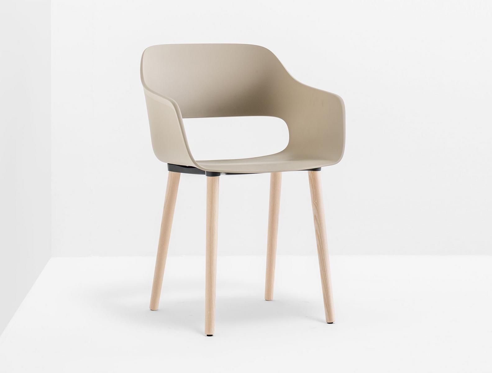 Polypropylene chair with armrests | Babila 2755 by Pedrali