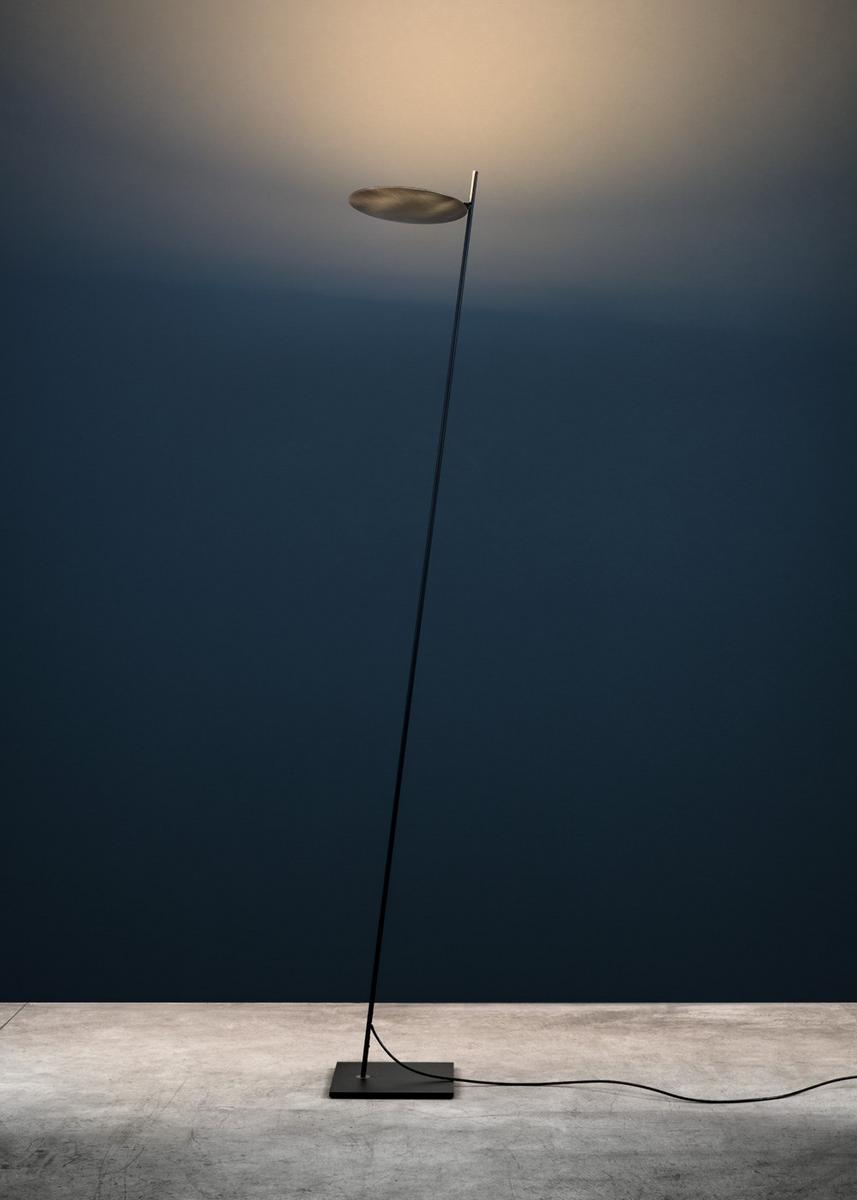 LED floor lamp | Lederam F0 by Catellani & Smith