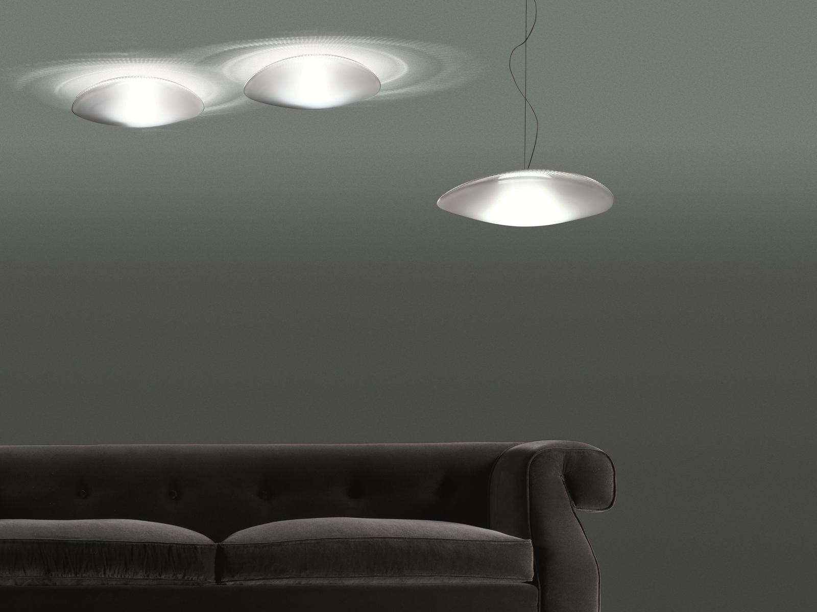 LED blown glass pendant lamp | Loop by Fabbian