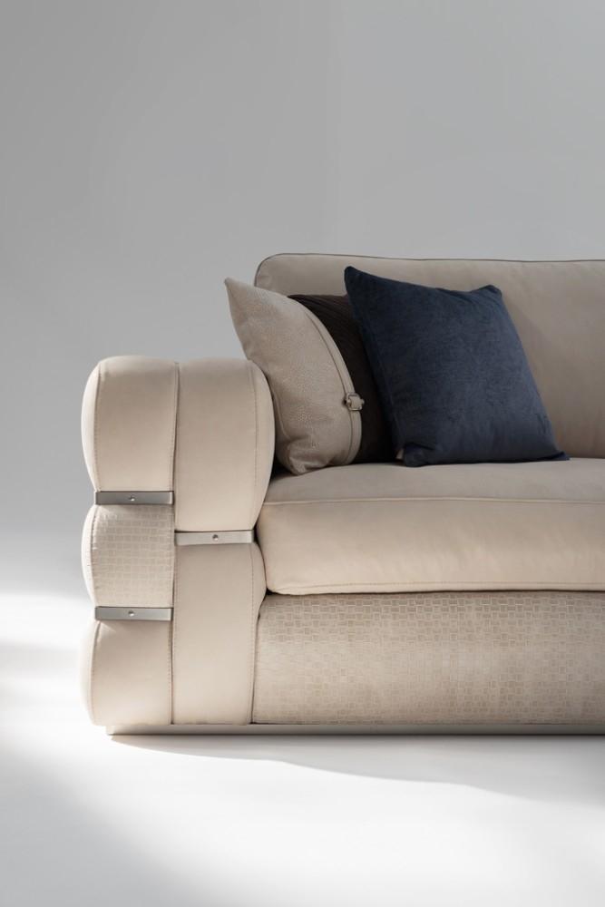 3 seater leather sofa | Ola by Mantellassi 1926