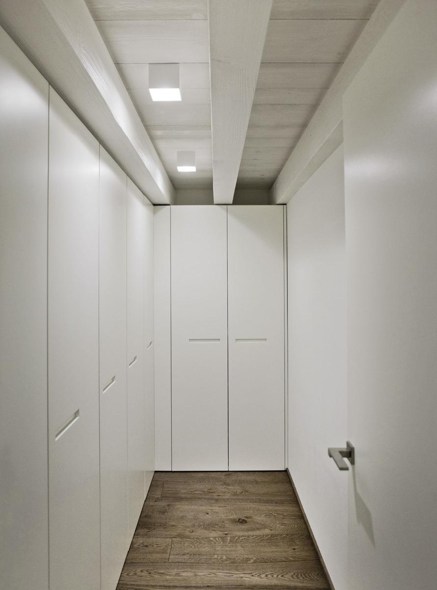 LED metal ceiling light | Box Small by Olev