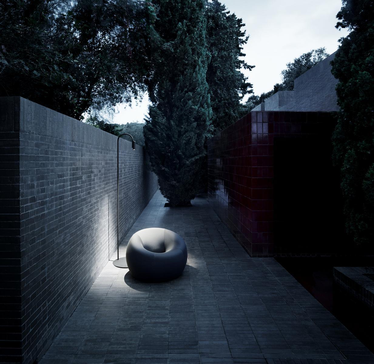 LED stainless steel floor lamp | Caule by Flos