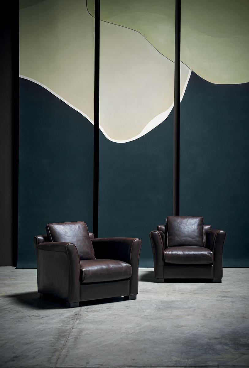 Leather armchair with armrests | Diner by Baxter