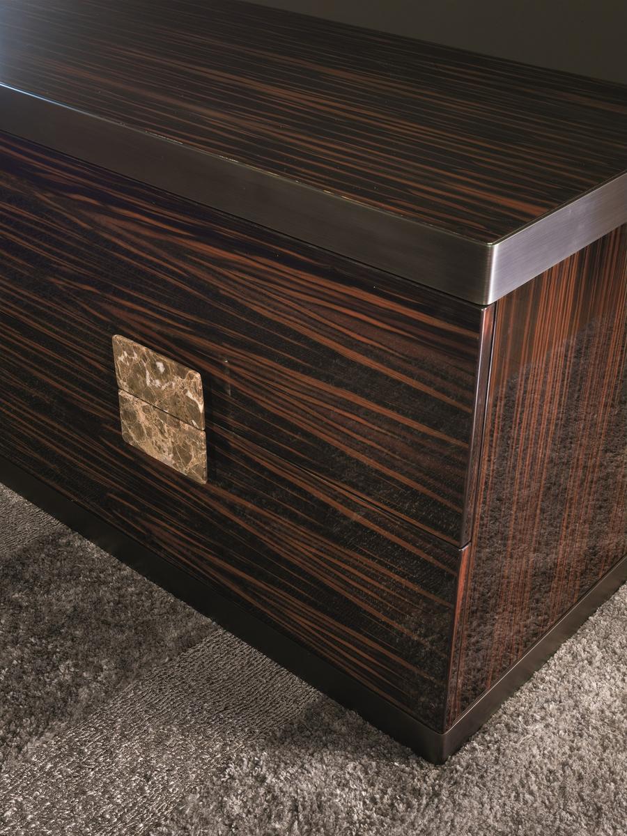 Rectangular metal chest of drawers | Evelyn by Longhi