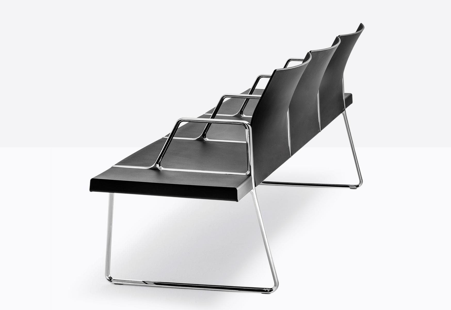 Bench with armrests | Plural P02013/2014/2016/2019 by Pedrali