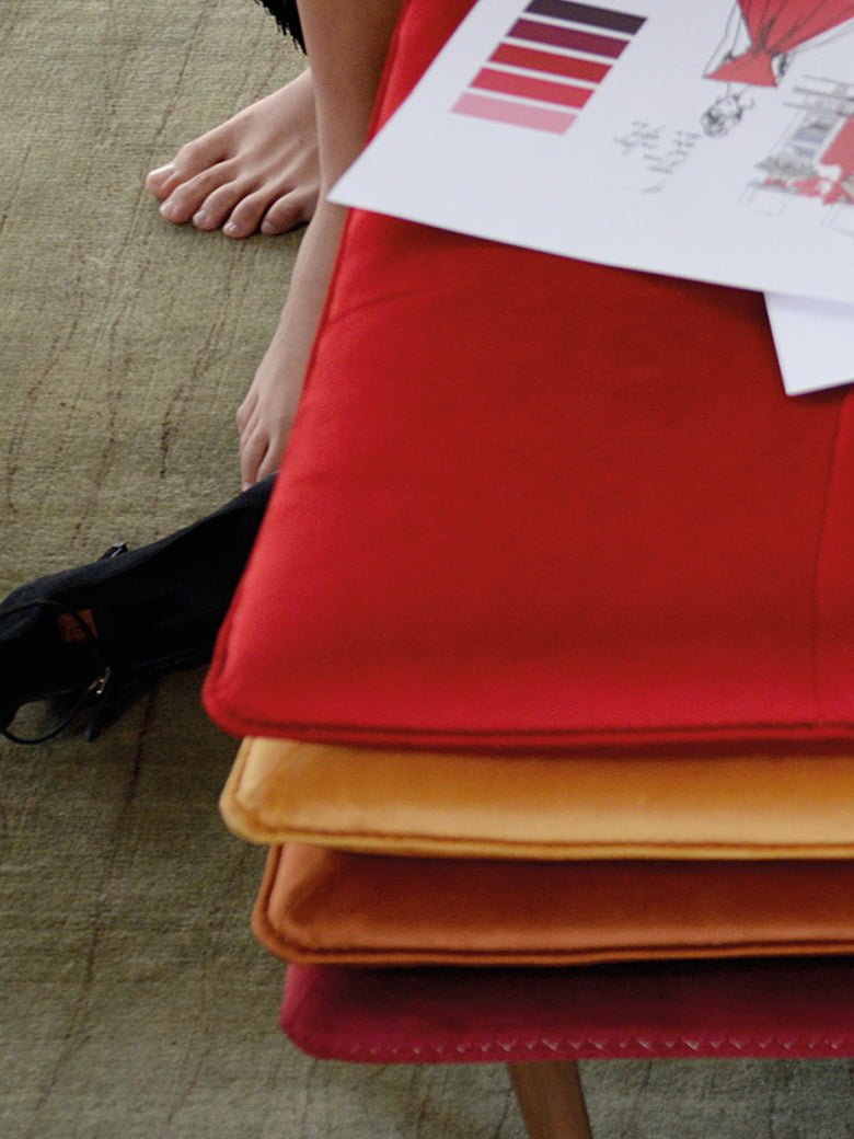 Elegant Day Bed from Mater Familias collection, symbolizing women's heritage and Matera's culture; features comfortable padding and embracing frame for a unique comfort experience. | Mater Familias by Calia Italia