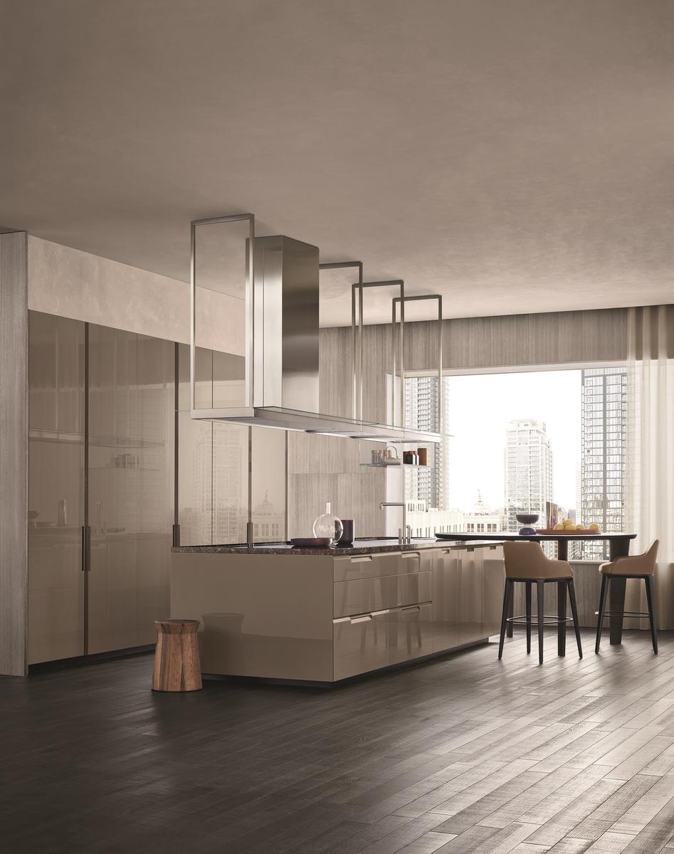 High leather stool with footrest | Sophie by Poliform