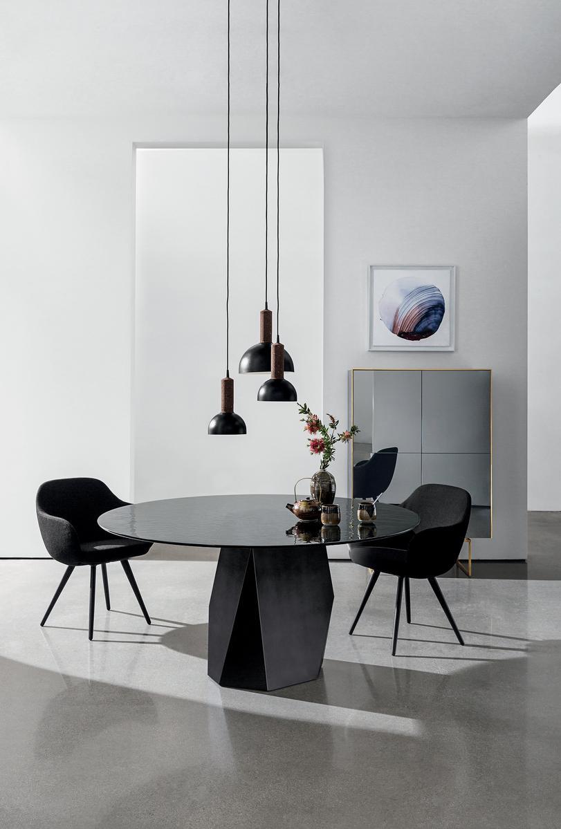 Round tempered glass table | Deod by Sovet