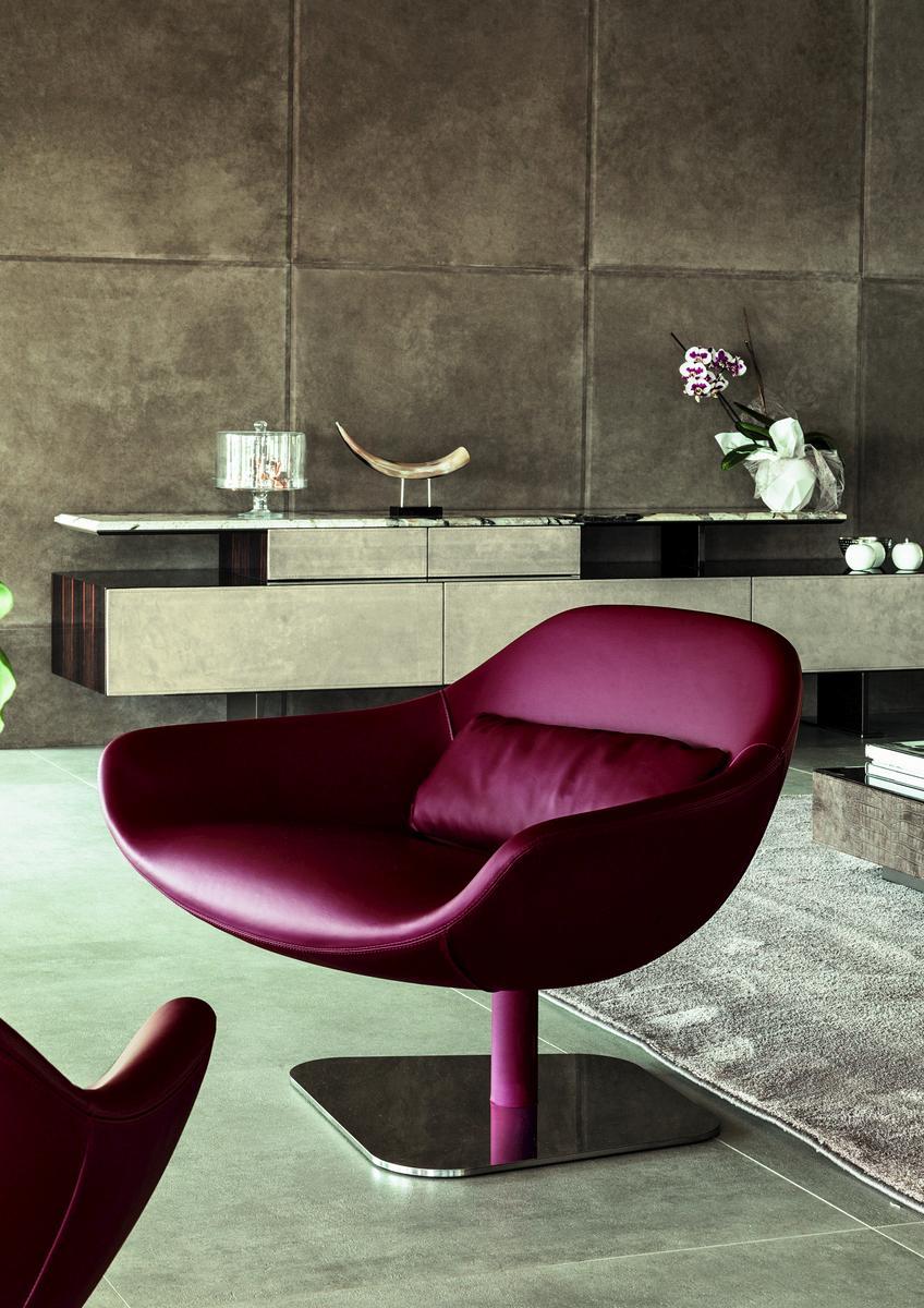 Nabuk armchair | Meredith by Longhi