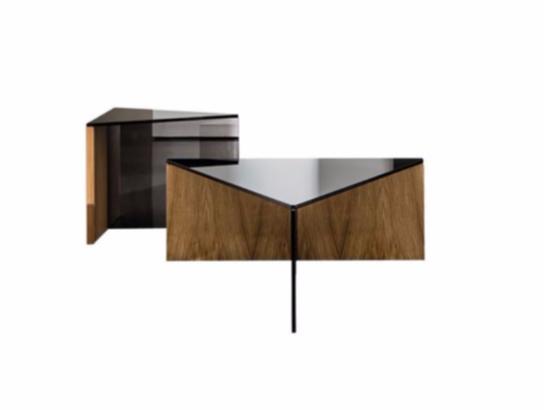 Triangular wood and glass coffee table | Regolo by Sovet