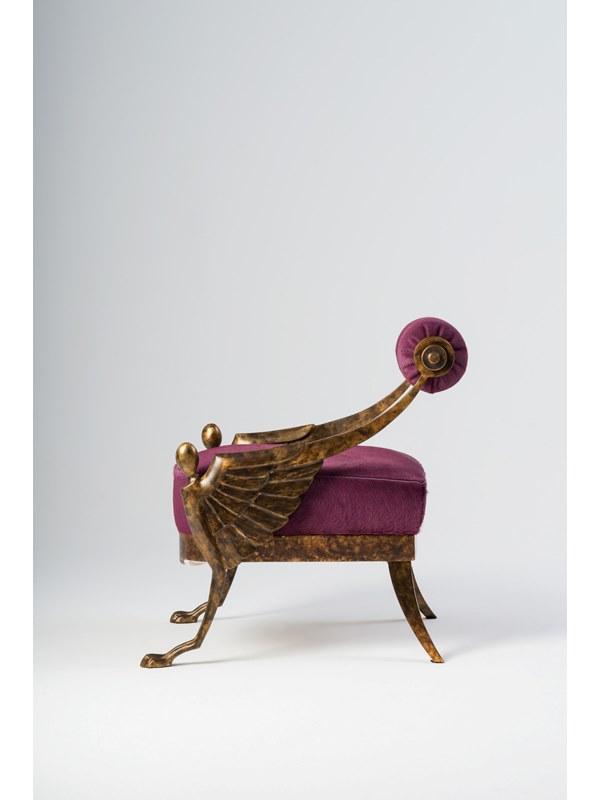 Leather and bronze easy chair | Over by Mantellassi 1926