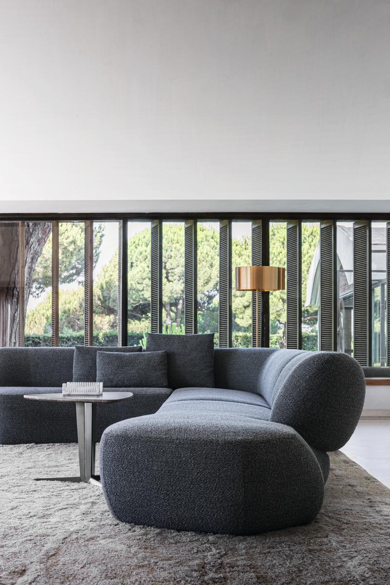 Corner sectional fabric sofa | Surf by Molteni