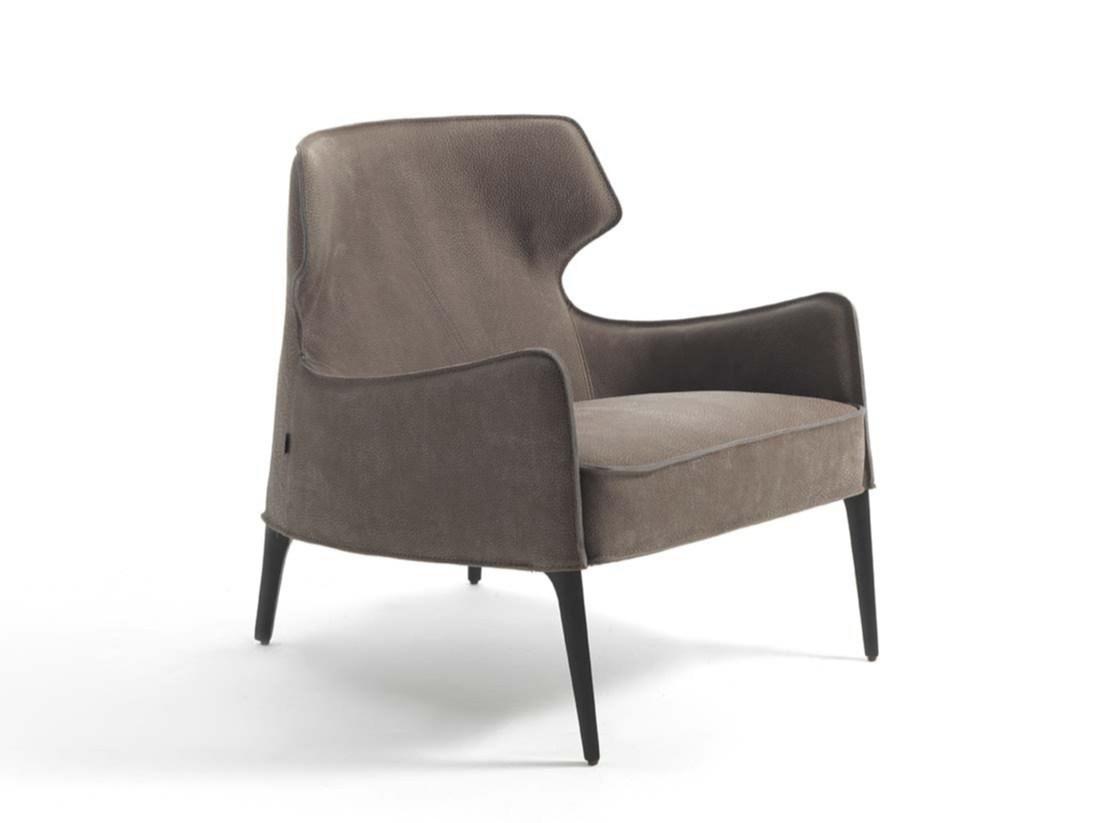 Bergere leather armchair | Crosby by Frigerio