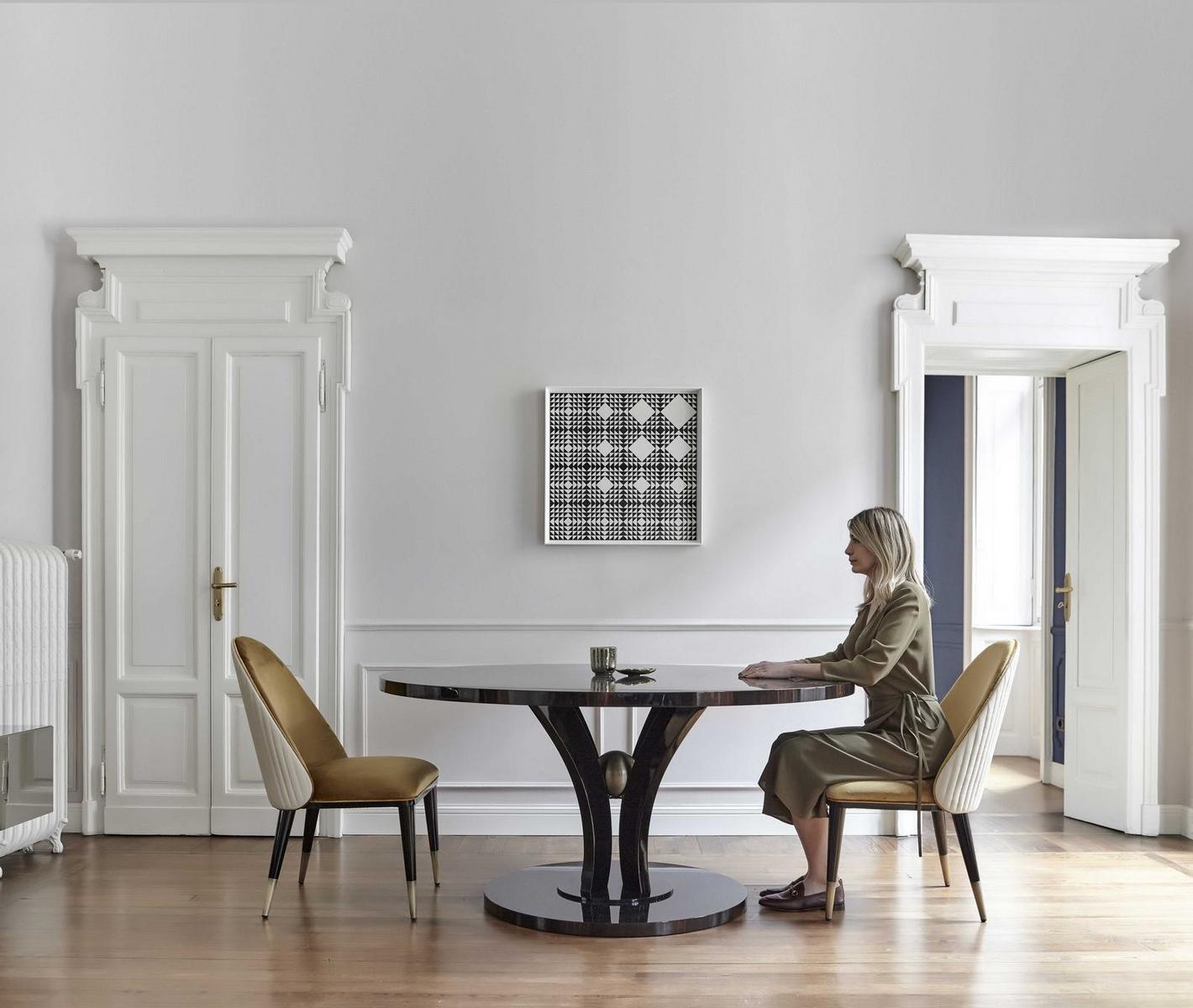 Round wooden table | Korp by Capital Collection