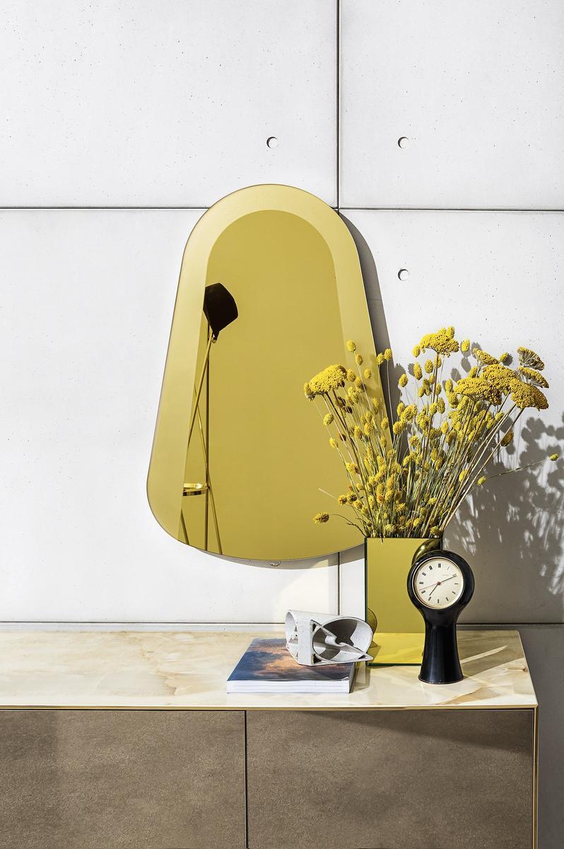 Wall-mounted mirror | Clessidra by Sovet