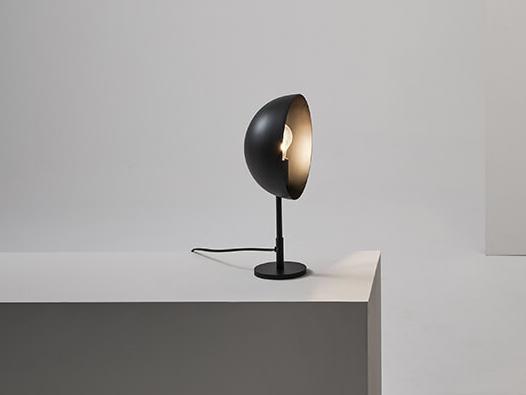 Painted metal table lamp | Charlotte by Midj