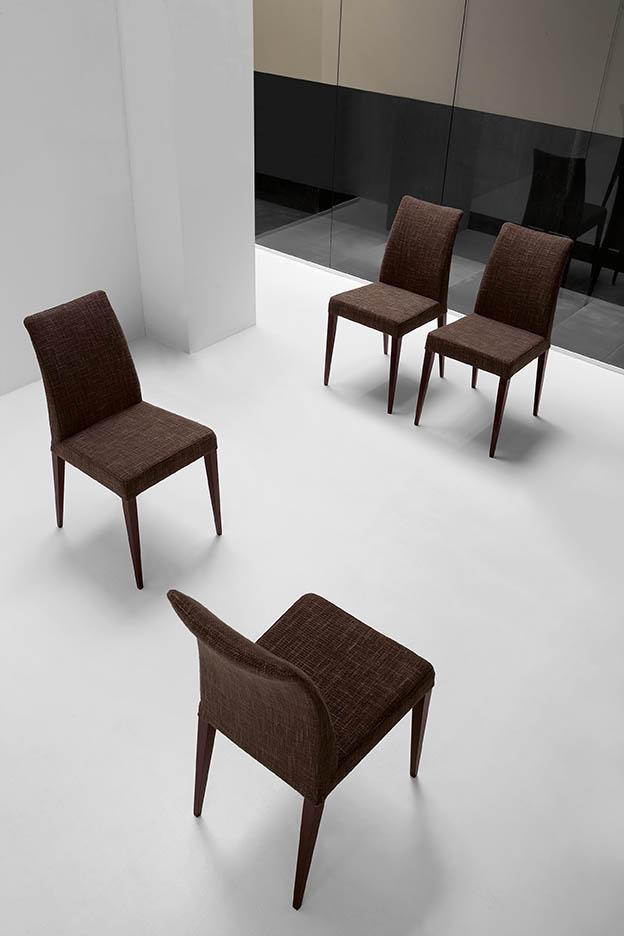 Upholstered chair | Matrix by Midj