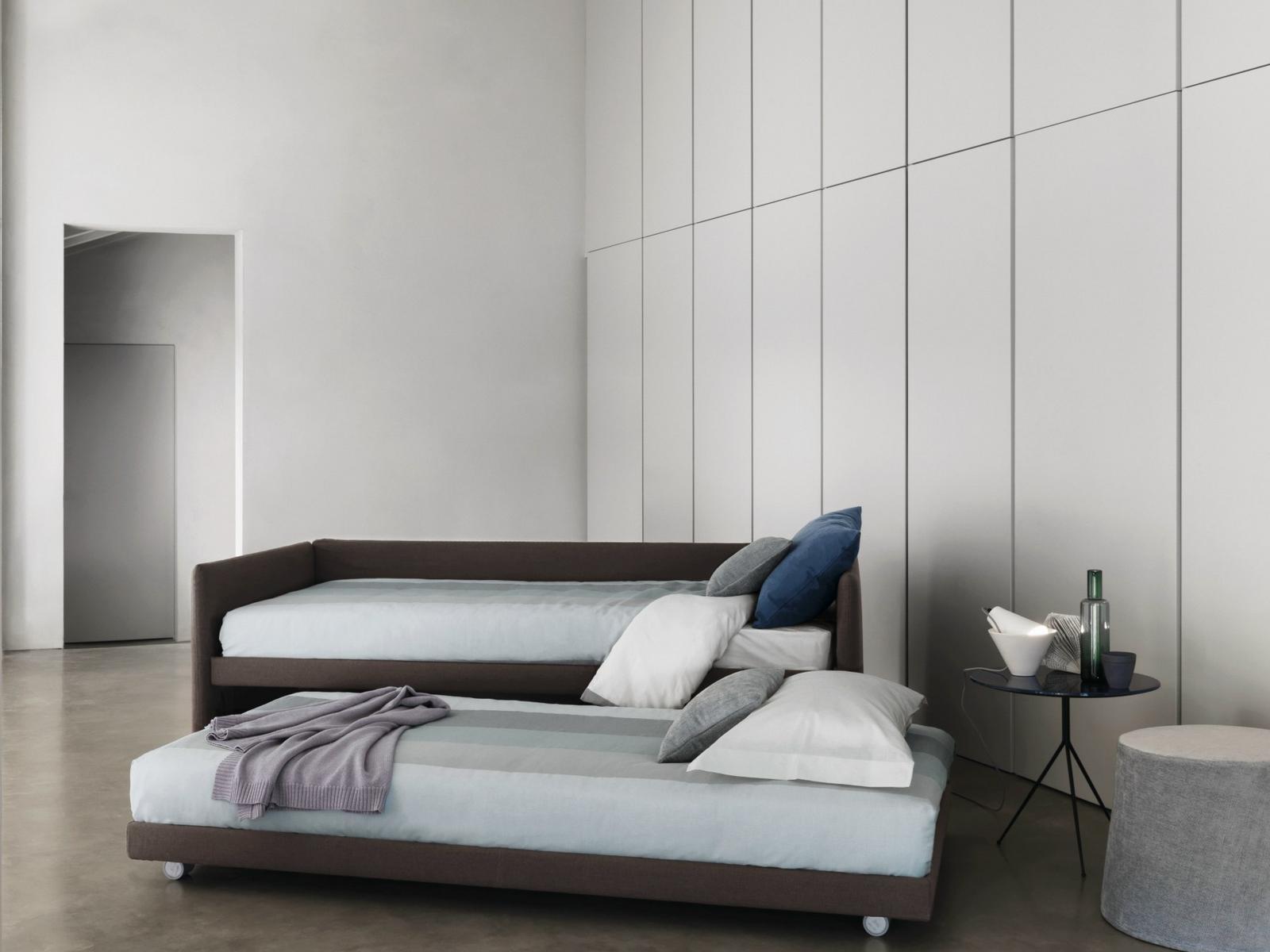 Upholstered sofa bed with removable cover | Duetto by Flou