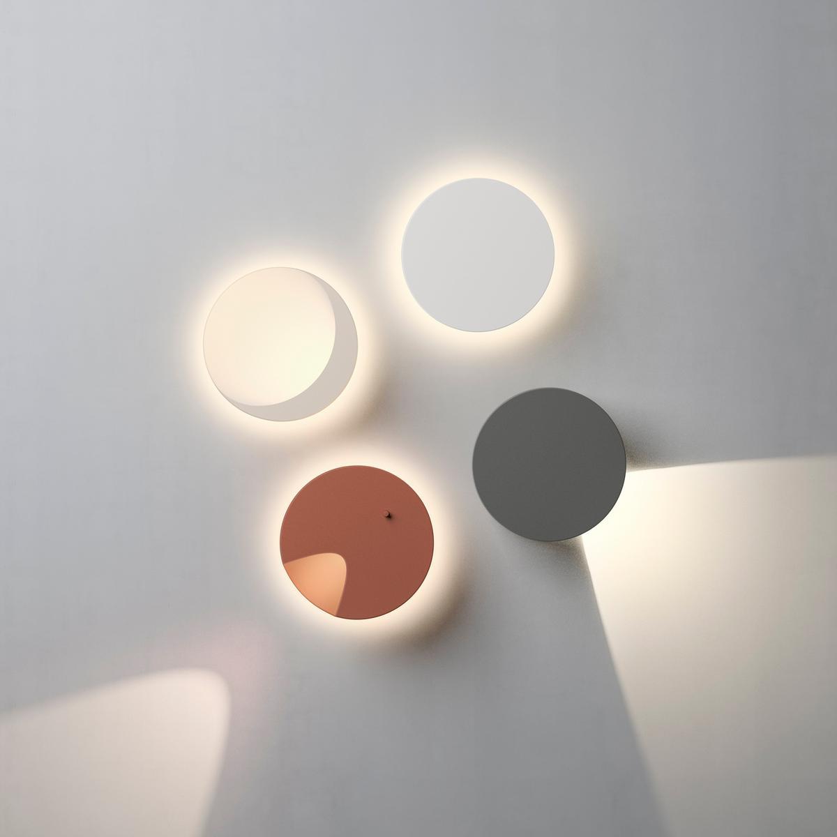 LED polycarbonate wall light | Dots 4660 4662 by Vibia