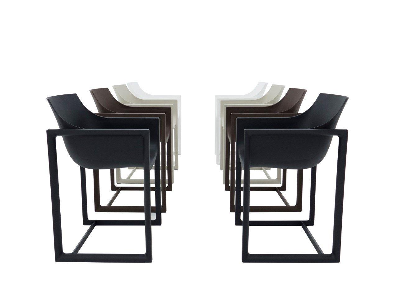 Sled base garden chair with armrests | Wall Street by Vondom