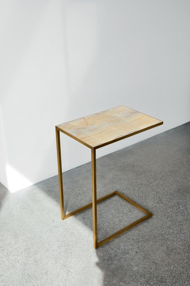Rectangular ceramic side table | Quadro by Sovet