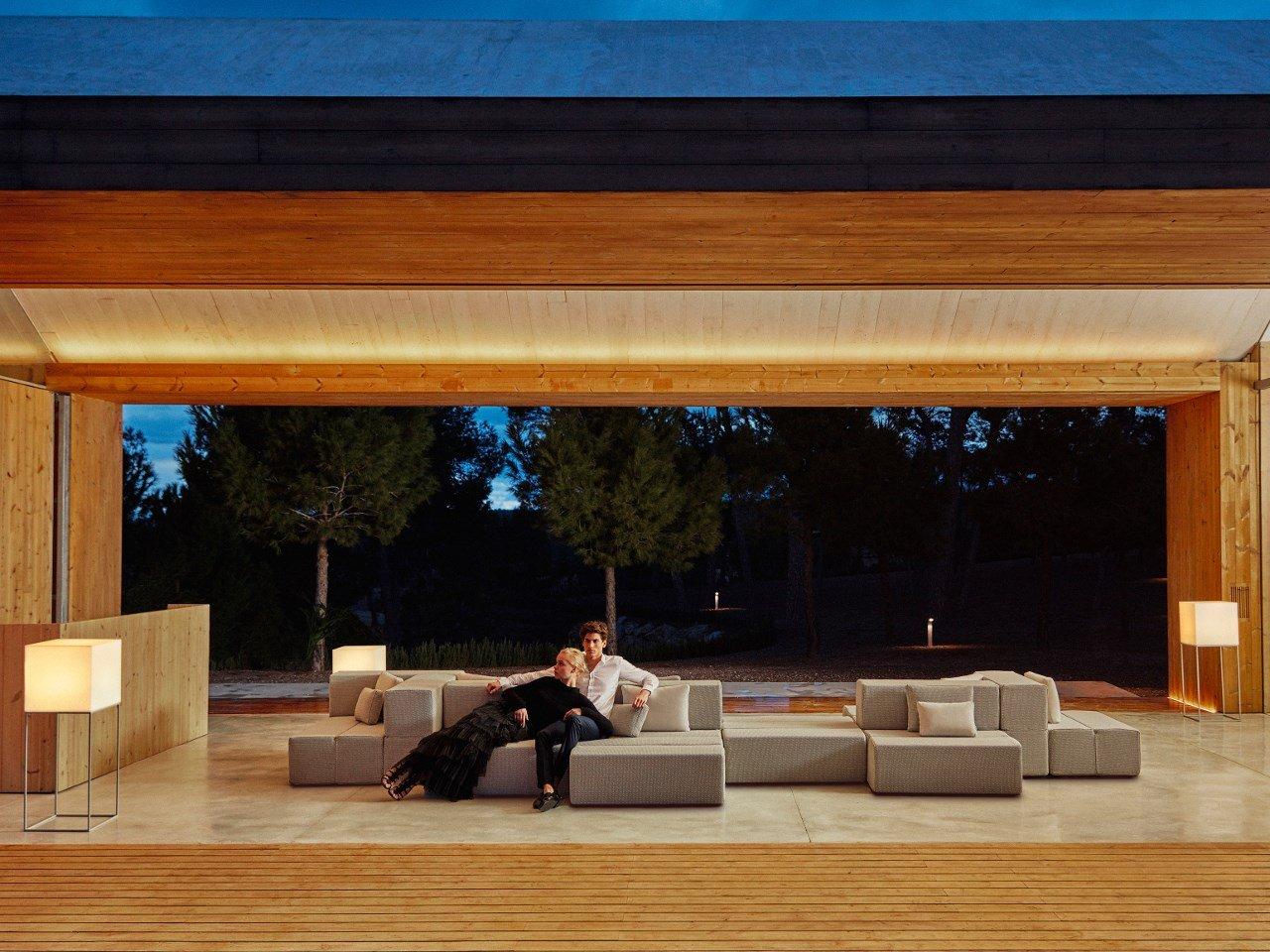 Sectional fabric garden sofa | Tablet by Vondom