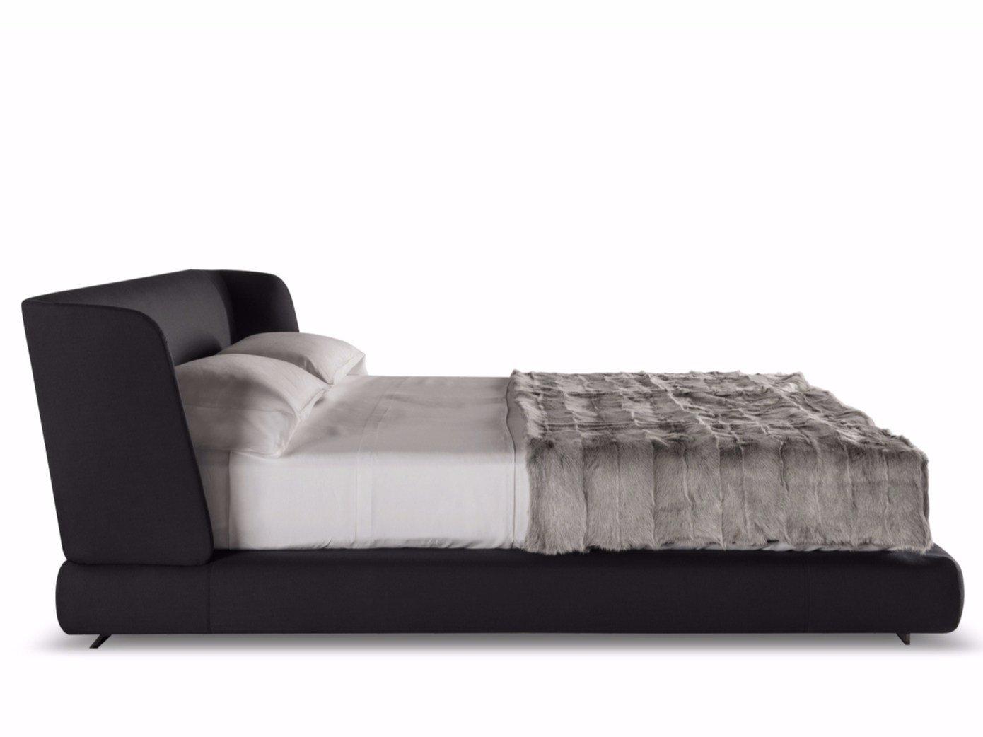 Bed | Reeves by Minotti