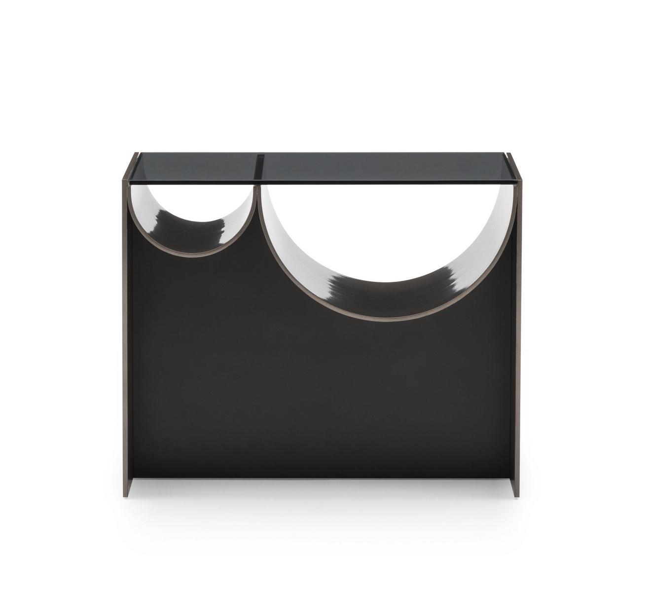 Coffee table | Waves by Minotti