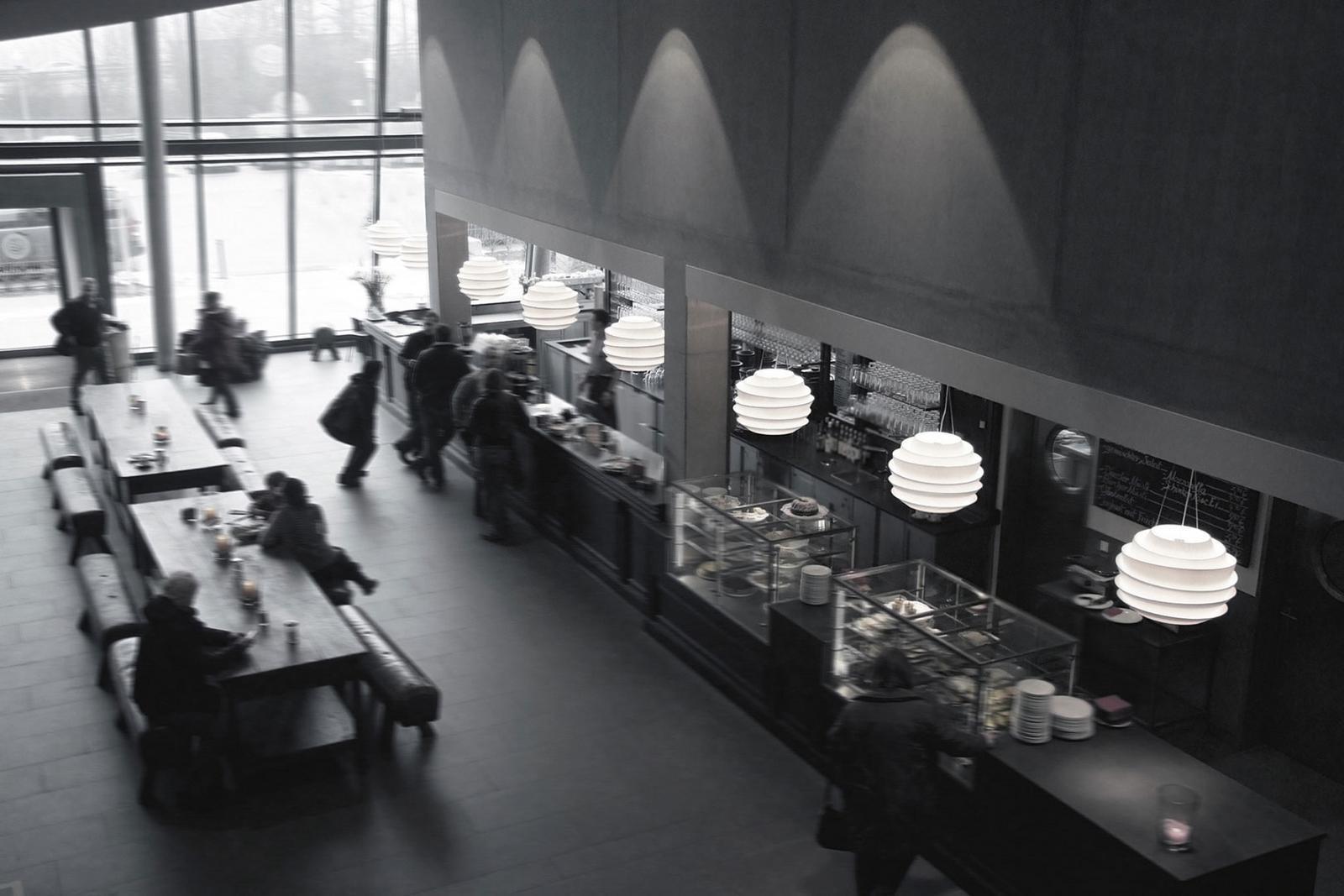 Acrylic pendant lamp | Le Soleil by Foscarini