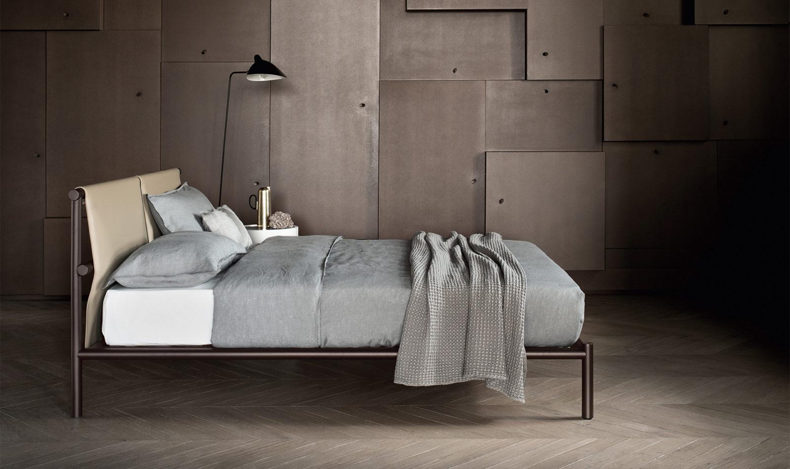 Leather bed with removable cover | Jetty by ALF Dafre