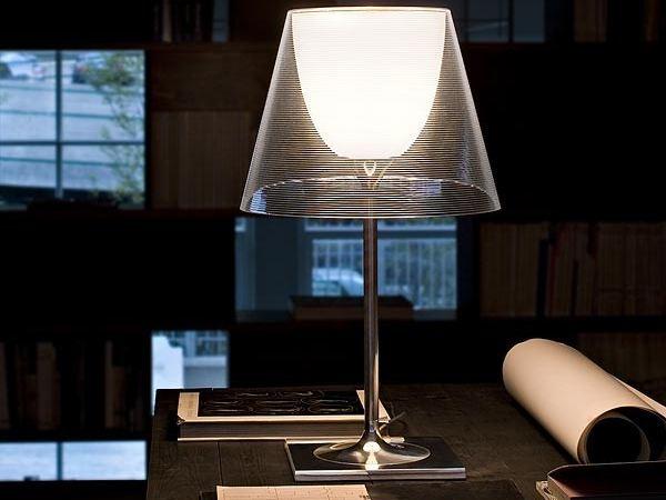 LED polycarbonate table lamp | Ktribe T by Flos