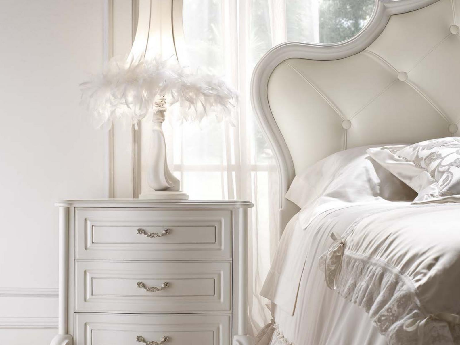 Double bed with tufted headboard | Margherita by Volpi