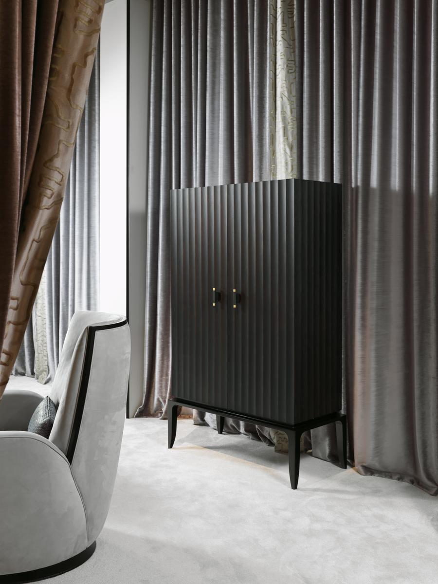 Wooden bar cabinet with integrated lighting | Auriga by Ezio Bellotti