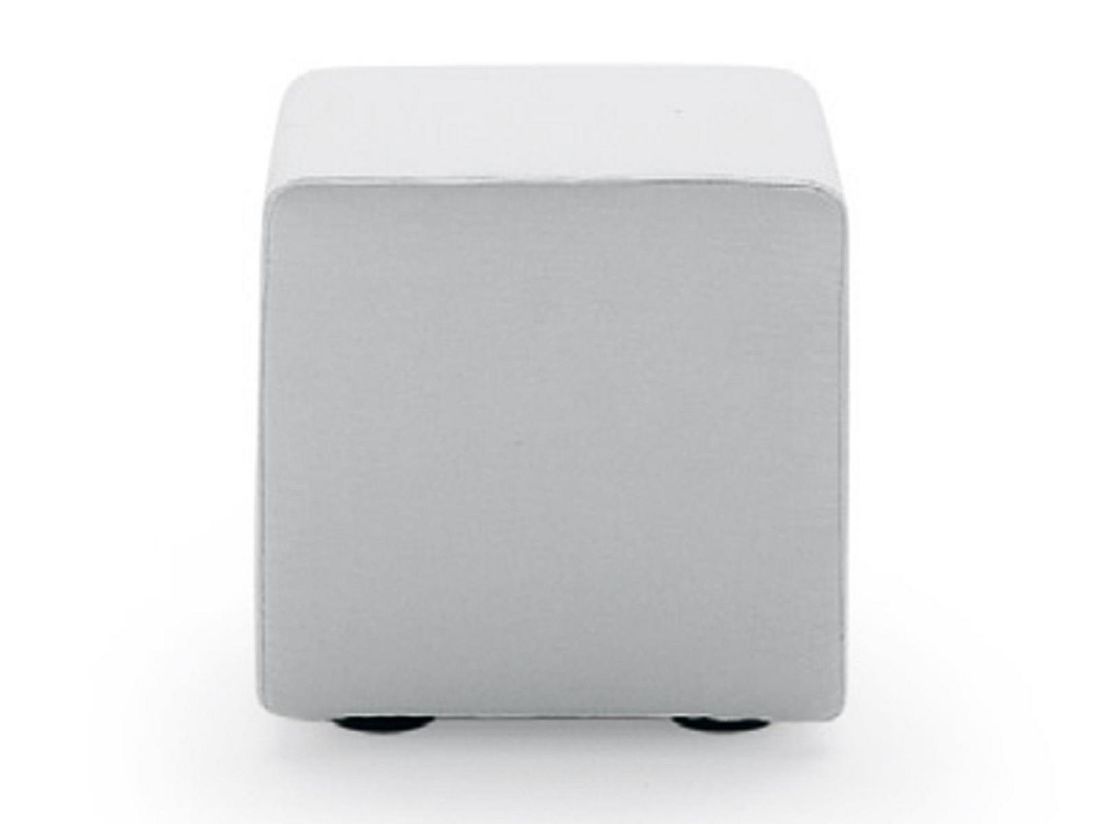 Upholstered fabric pouf | Play by Poliform