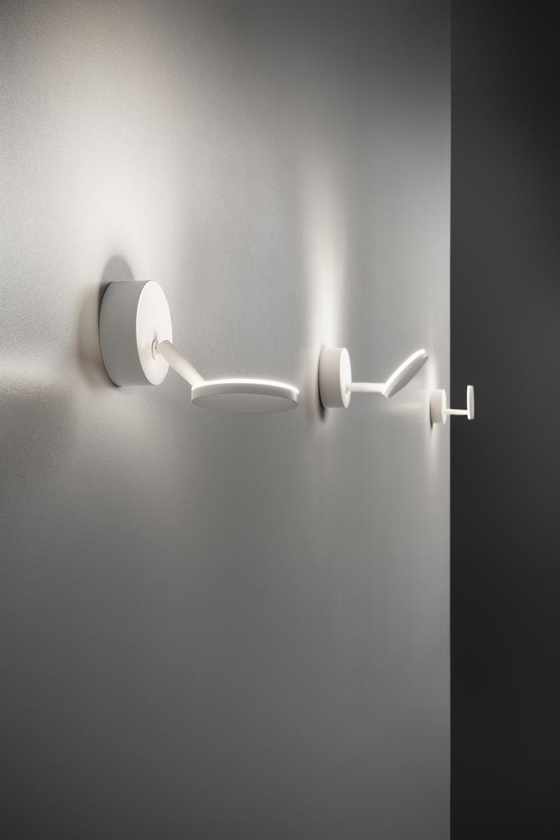 LED adjustable die cast aluminium wall lamp | Bella by Panzeri